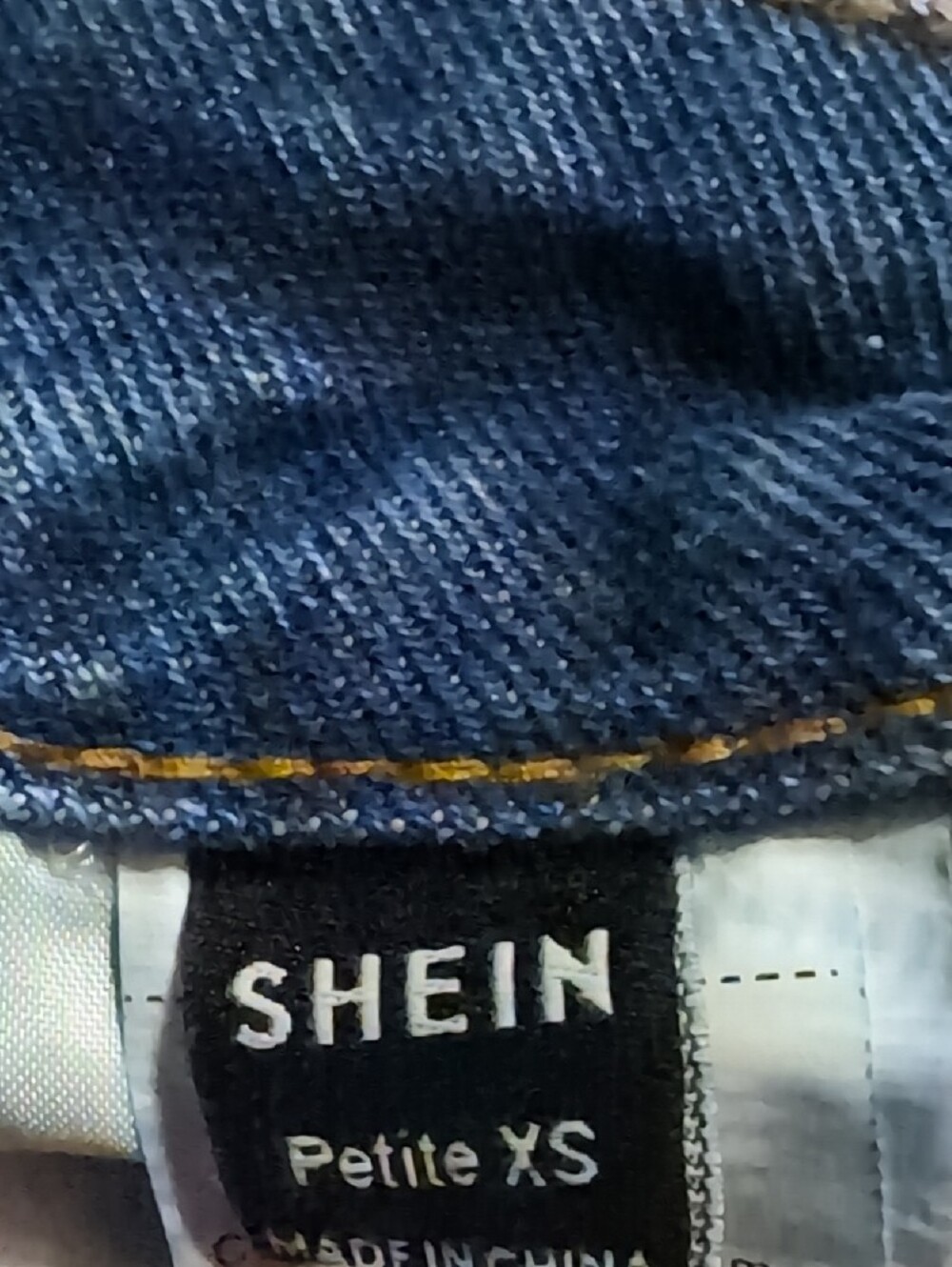 SHEIN Women's Dark and Medium Blue Jeans - Picture 4 of 7
